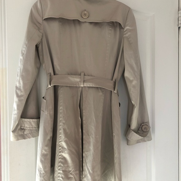 Style & Co trench coat.  Double breasted with belt size small - Picture 1 of 2